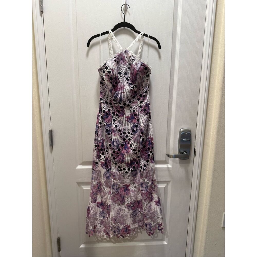 Elliatt Lavender and White Lace Halter Sheath Dress - Picture 5 of 8